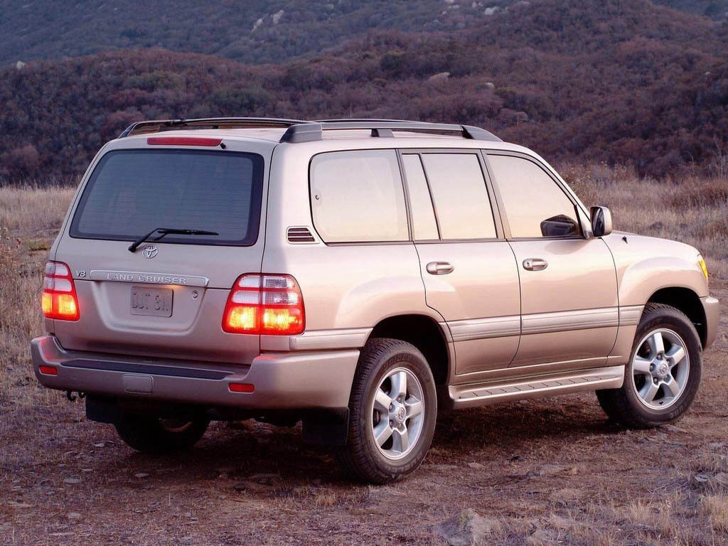 2006 TOYOTA LAND CRUISER